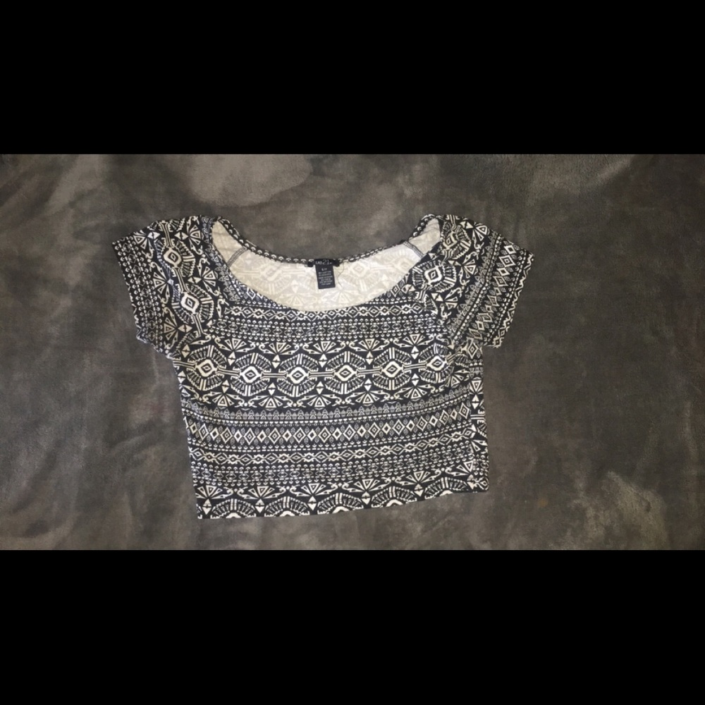 Crop top